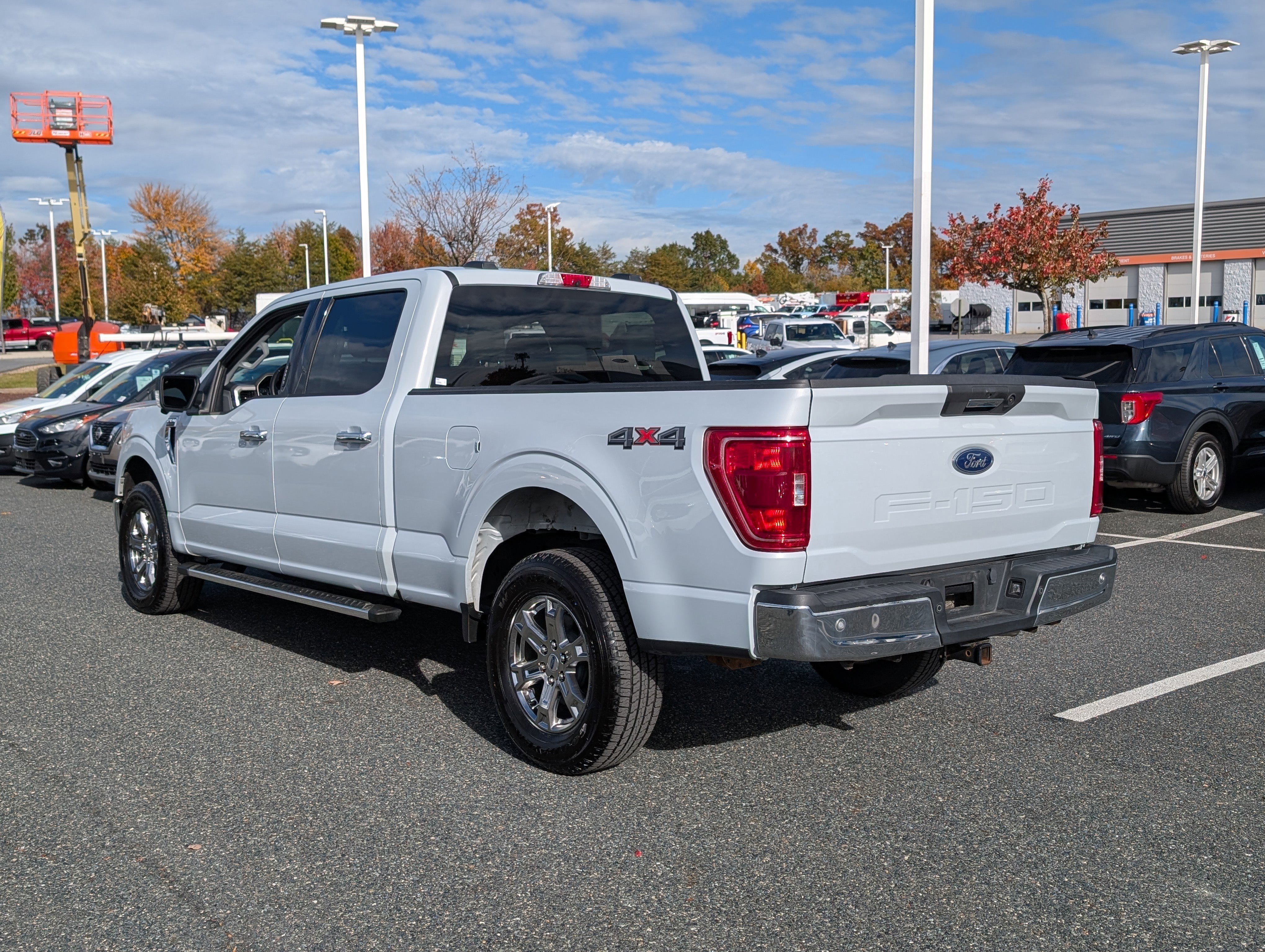 Certified 2022 Ford F150 XLT w/ Equipment Group 301A Mid image 3