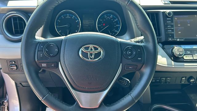 Used 2017 Toyota RAV4 Platinum image 19