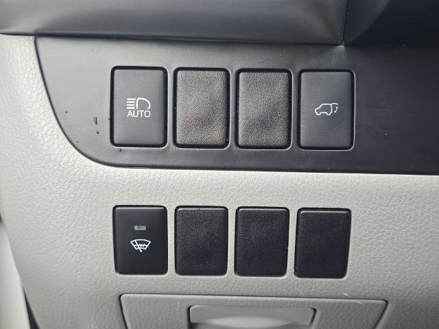 Used 2019 Toyota Highlander XLE AWD/4WD image 30