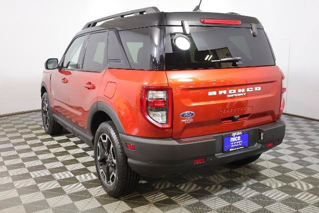 Certified 2023 Ford Bronco Sport Outer Banks w/ Tech Package AWD/4WD image 8