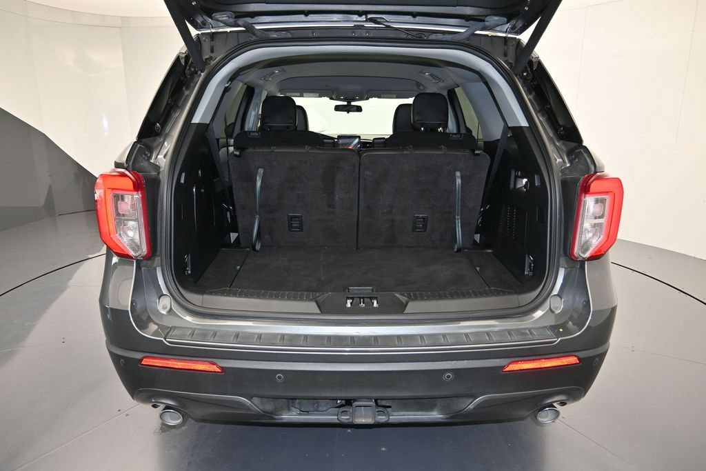 Certified 2023 Ford Explorer XLT w/ Equipment Group 202A RWD image 26