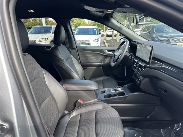 Certified 2024 Ford Escape ST-Line Elite image 35