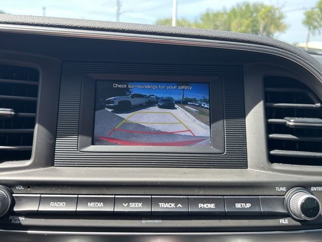Used 2020 Hyundai Elantra SE w/ Cargo Package (C1) FWD image 21