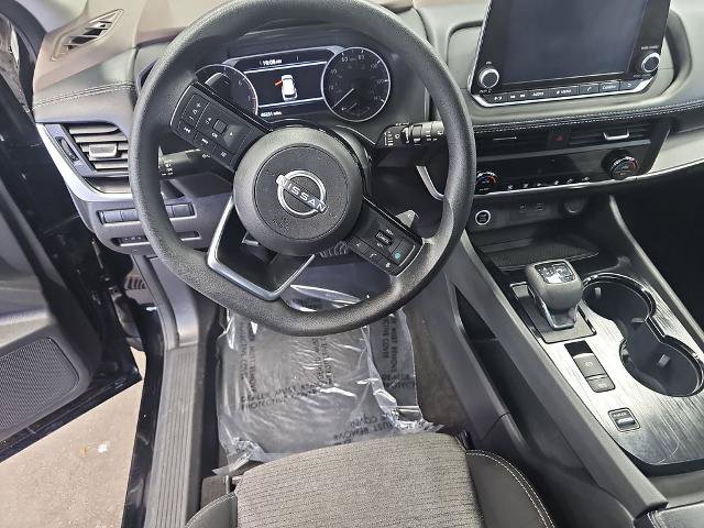 Used 2023 Nissan Rogue SV FWD image 15