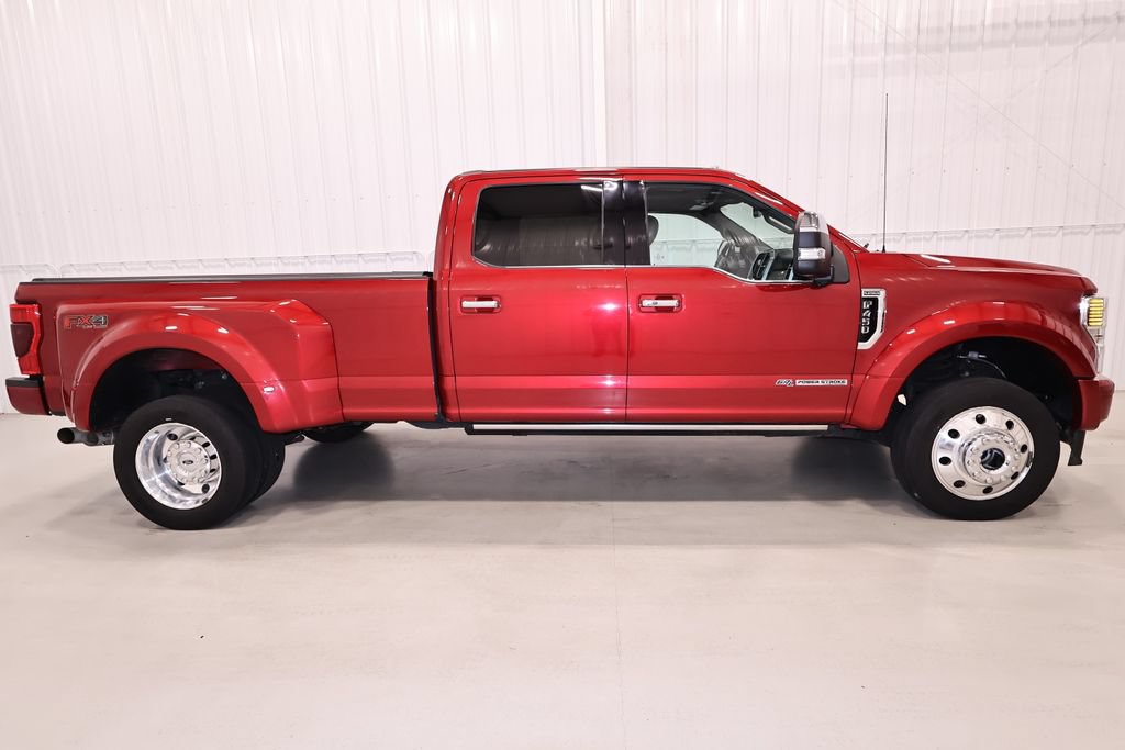 Certified 2020 Ford F450 Platinum w/ FX4 Off-Road Package AWD/4WD image 2