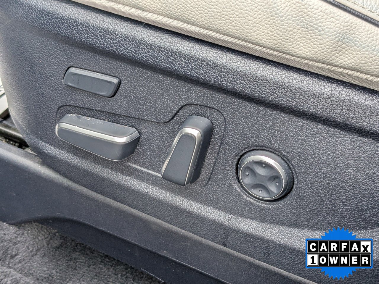 Used 2024 Hyundai Palisade Limited image 22