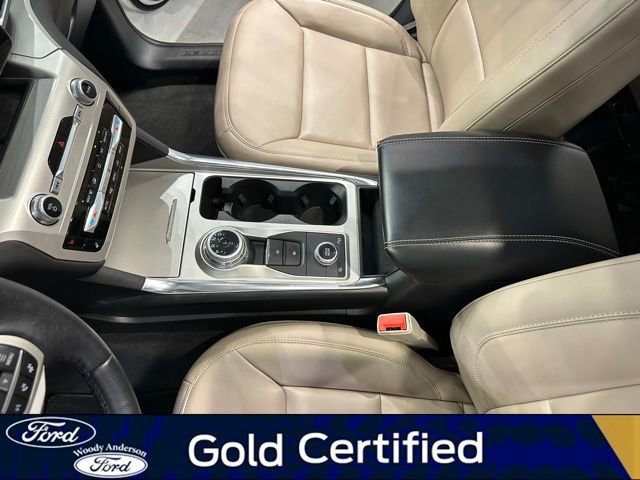 Certified 2022 Ford Explorer XLT w/ Equipment Group 202A image 19
