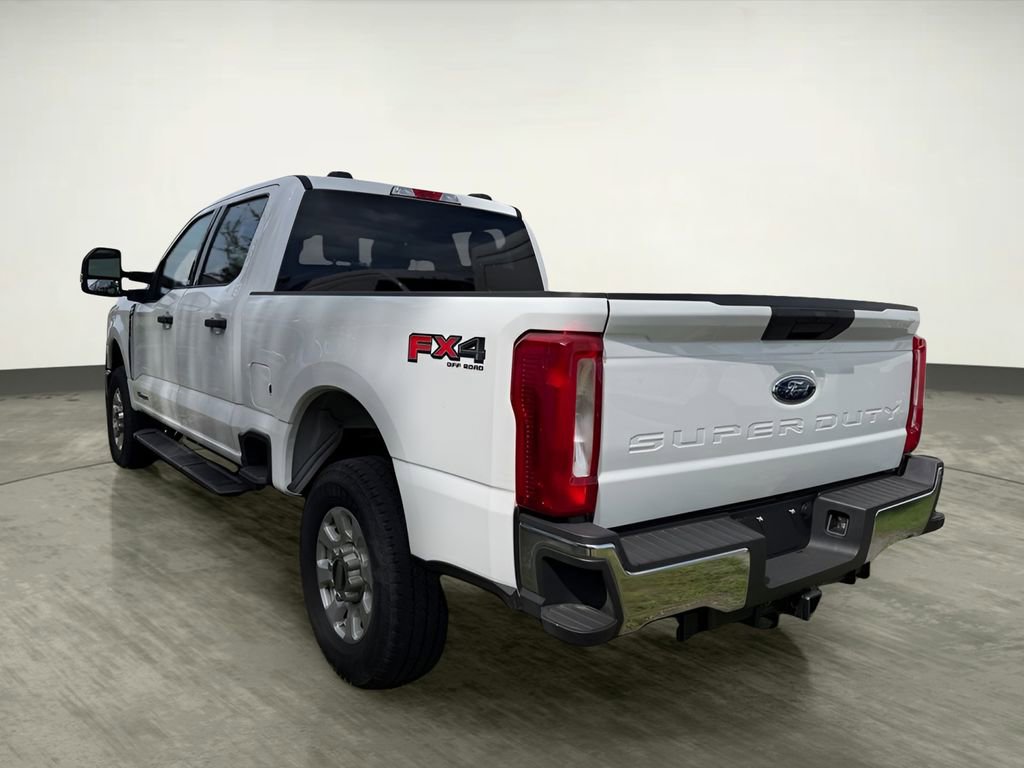 Certified 2024 Ford F250 XLT w/ FX4 Off-Road Package image 2