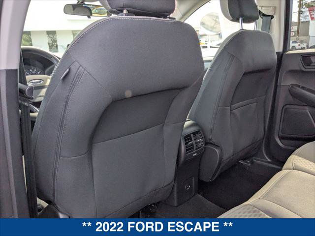 Certified 2022 Ford Escape SE w/ SE Sport Appearance Package image 21