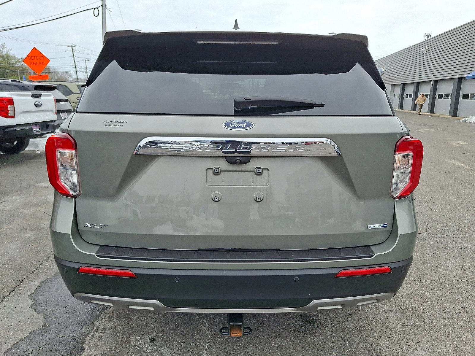 Certified 2020 Ford Explorer XLT w/ Equipment Group 202A image 6