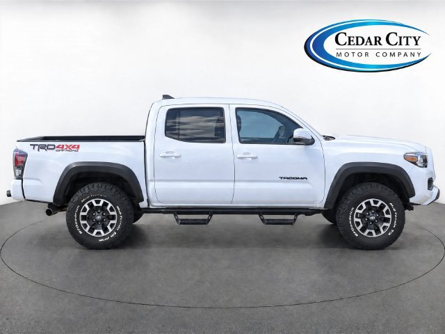 Used 2020 Toyota Tacoma TRD Off-Road w/ Technology Package AWD/4WD image 8