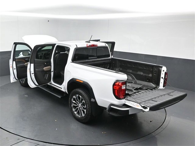 Used 2023 GMC Canyon Denali image 59