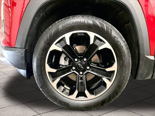 Used 2025 Chevrolet Equinox LT AWD/4WD image 8