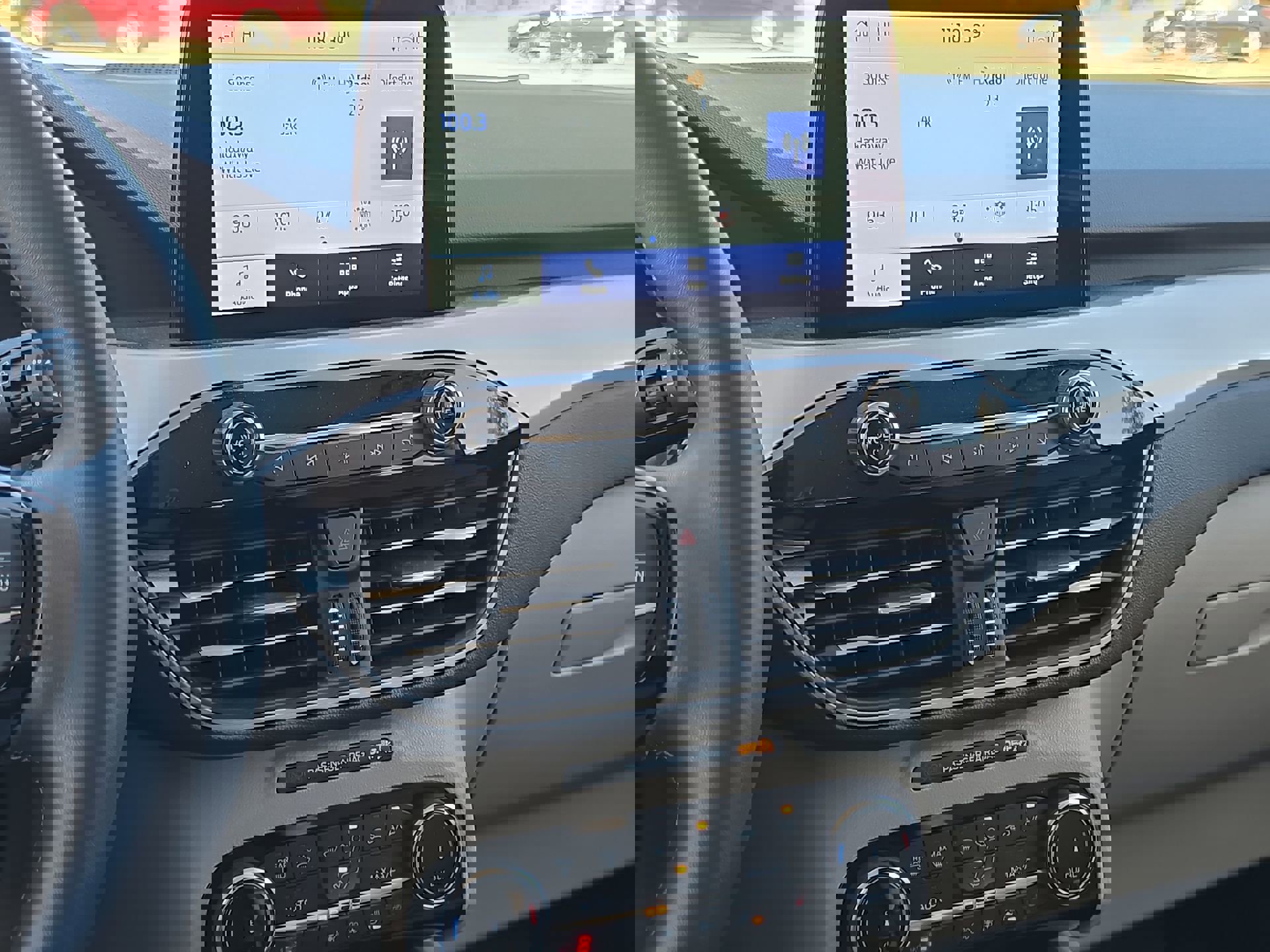 Certified 2022 Ford Escape SEL w/ Technology Package image 17