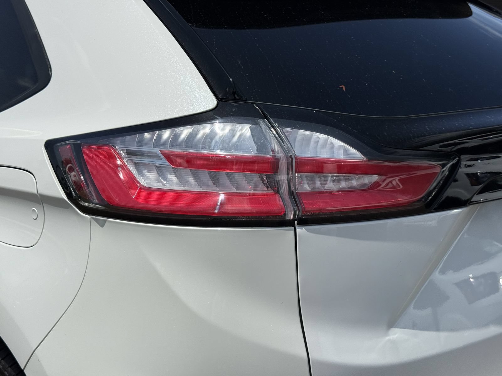 Certified 2024 Ford Edge ST-Line AWD/4WD image 11