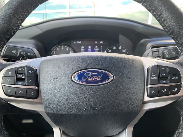 Certified 2021 Ford Explorer XLT w/ Equipment Group 202A AWD/4WD image 35