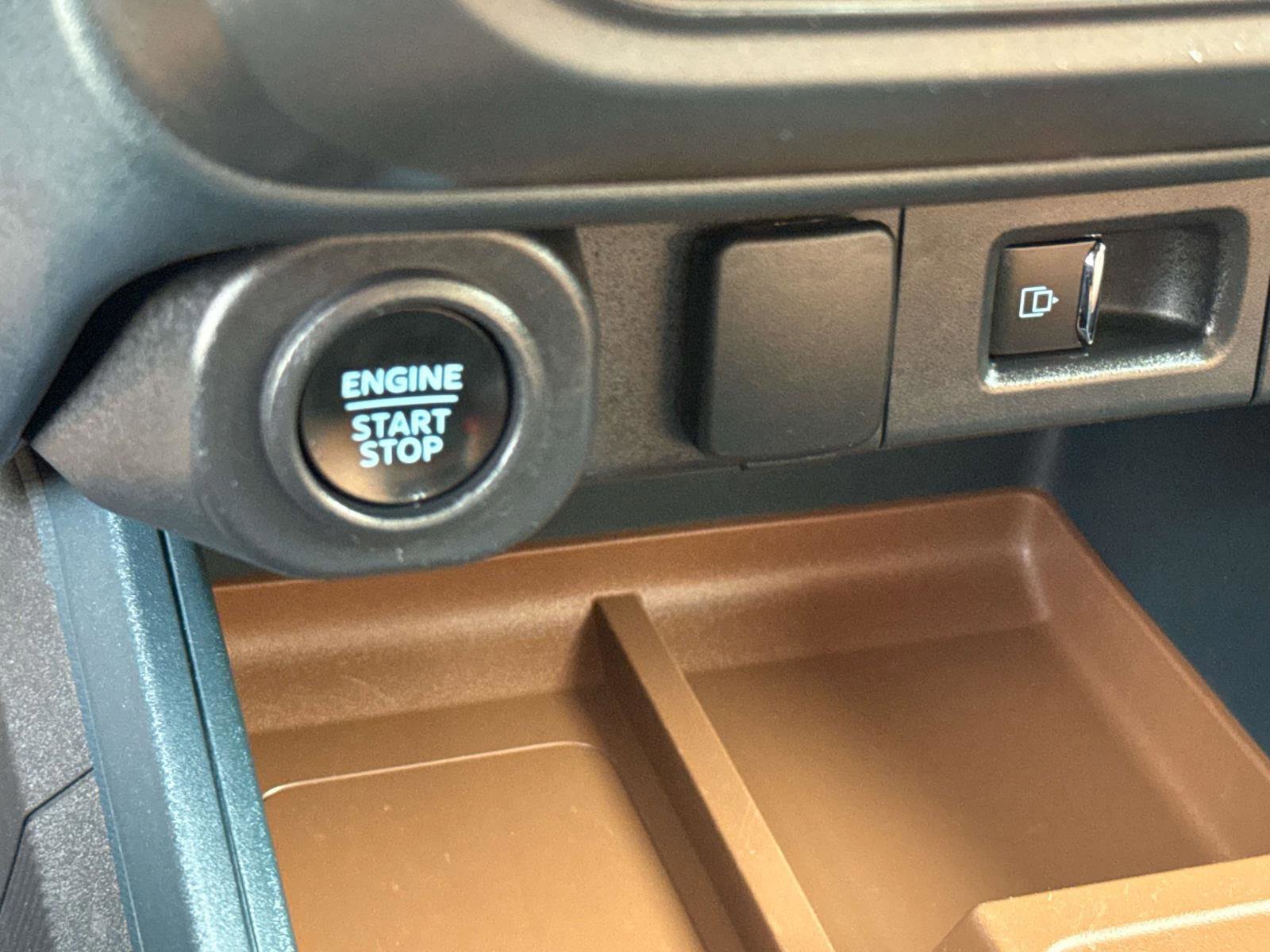 Certified 2023 Ford Maverick Lariat w/ Lariat Luxury Package image 31