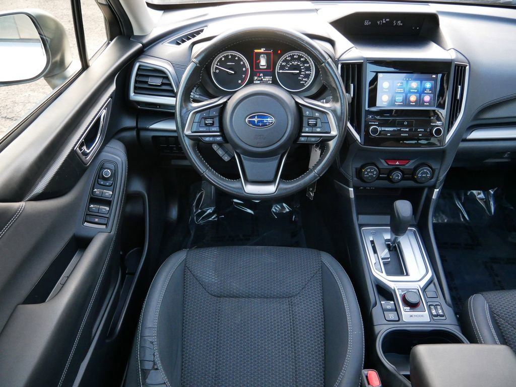 Used 2020 Subaru Forester Premium AWD/4WD image 12