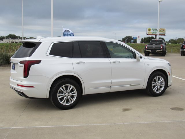 Used 2025 Cadillac XT6 Luxury FWD image 9