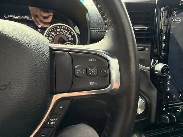 Used 2024 RAM 1500 Laramie AWD/4WD image 33