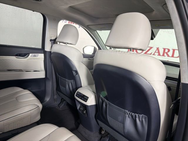 Used 2023 Hyundai Palisade Calligraphy FWD image 17