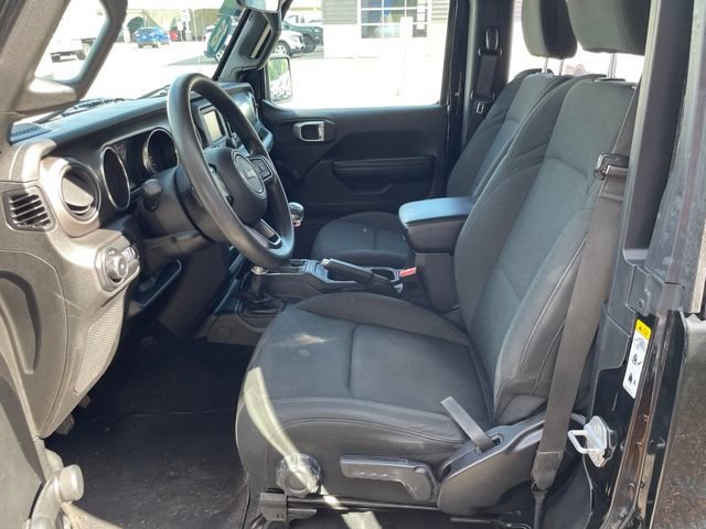 Used 2018 Jeep Wrangler Sport AWD/4WD image 10