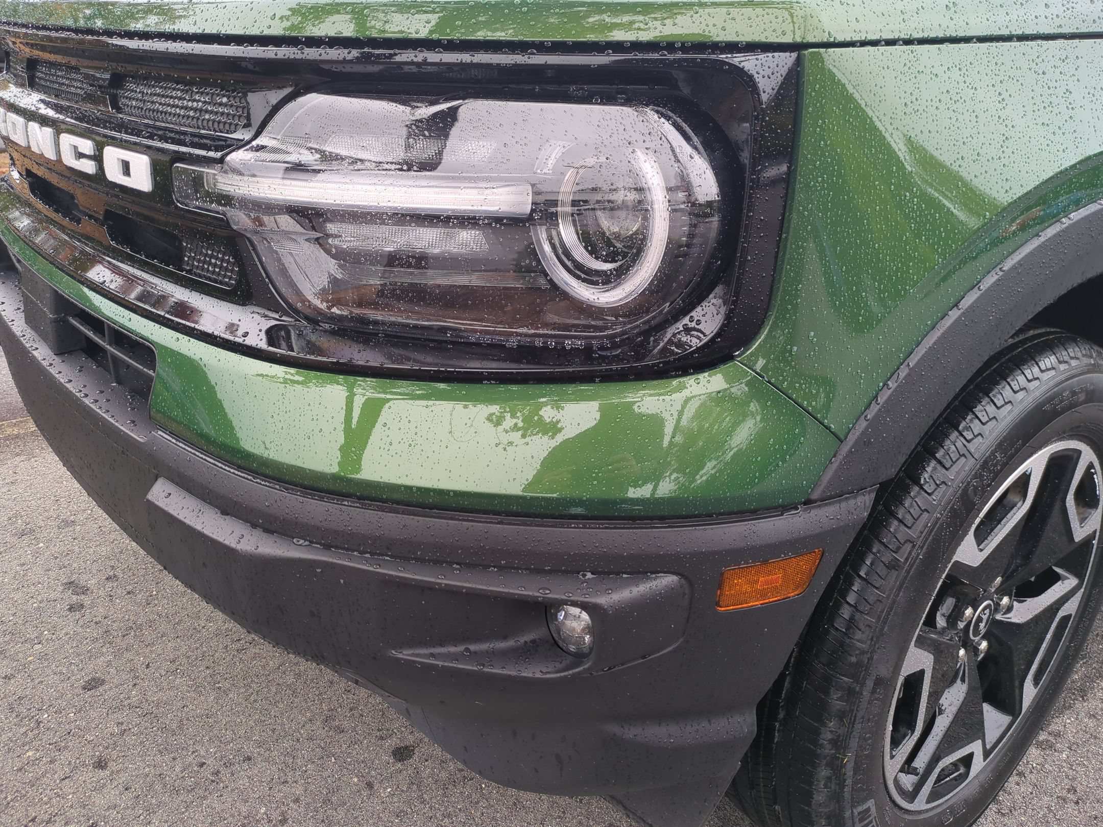 Certified 2024 Ford Bronco Sport Outer Banks w/ Tech Package AWD/4WD image 8
