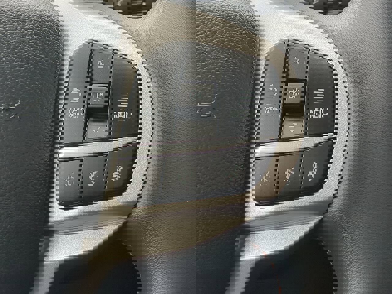 Certified 2025 Ford Explorer Active w/ Active Comfort Package image 24