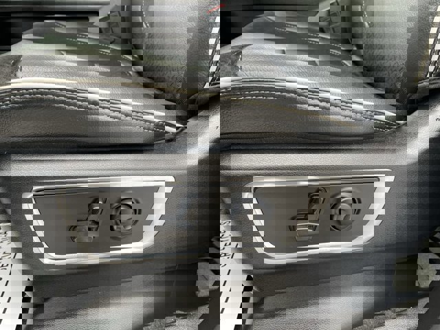 Used 2025 RAM 1500 Laramie w/ Sport Appearance Package AWD/4WD image 5