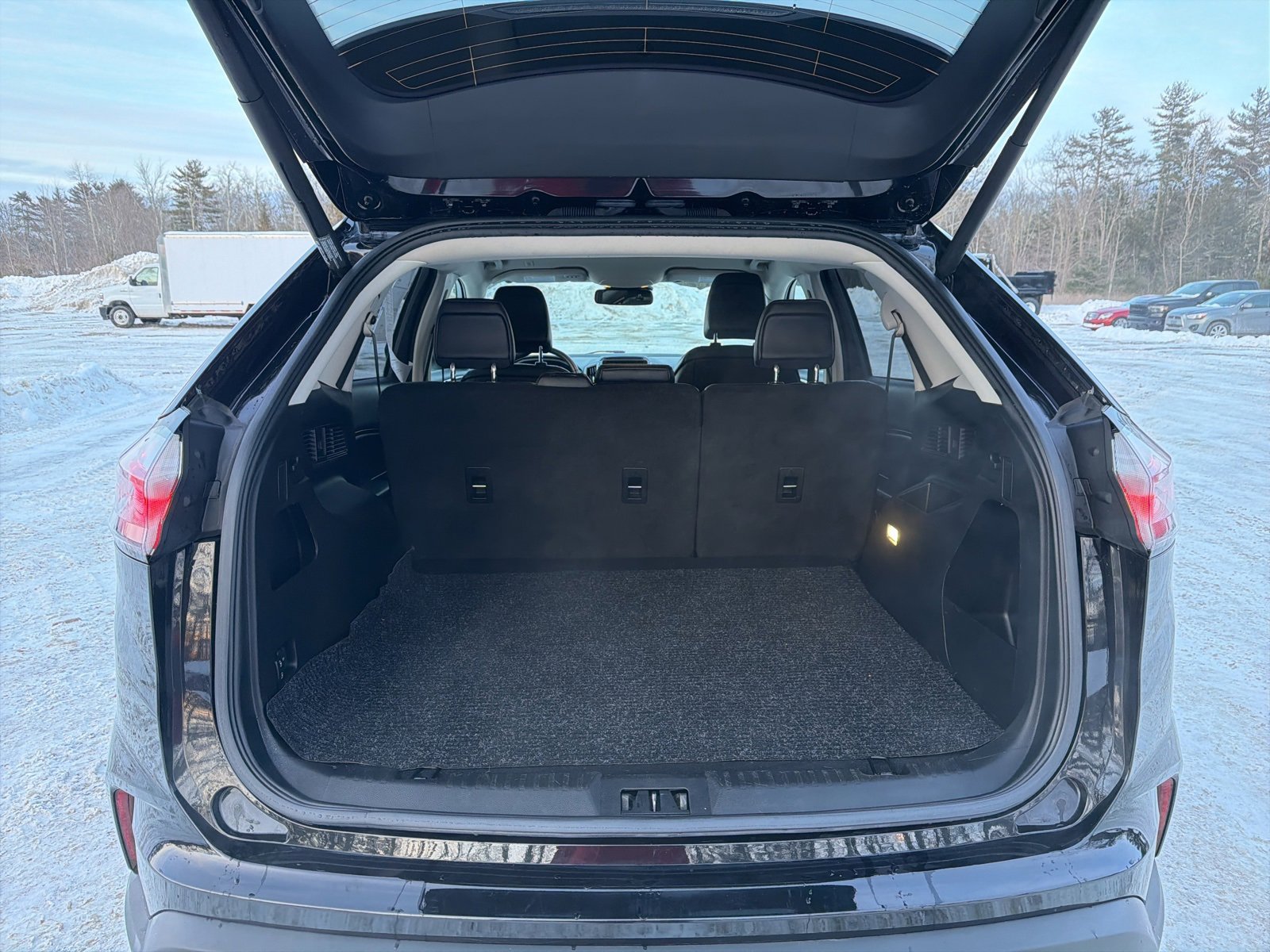 Certified 2022 Ford Edge SEL w/ Convenience Package image 7