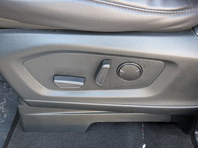 Certified 2023 Ford Explorer Limited w/ Limited Technology Package image 17