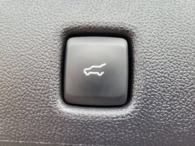 Certified 2024 Ford Escape ST-Line w/ Tech Pack #1 AWD/4WD image 33