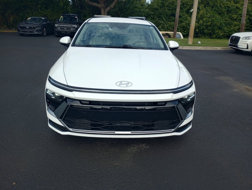 Used 2024 Hyundai Sonata SEL FWD image 2