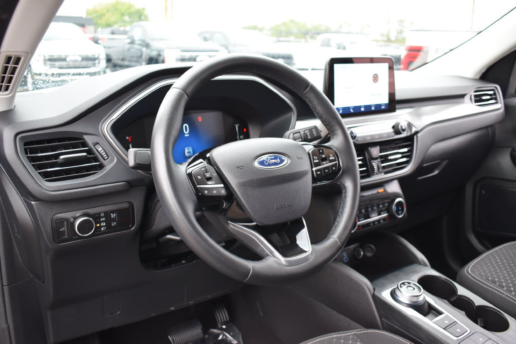 Certified 2023 Ford Escape Active AWD/4WD image 26