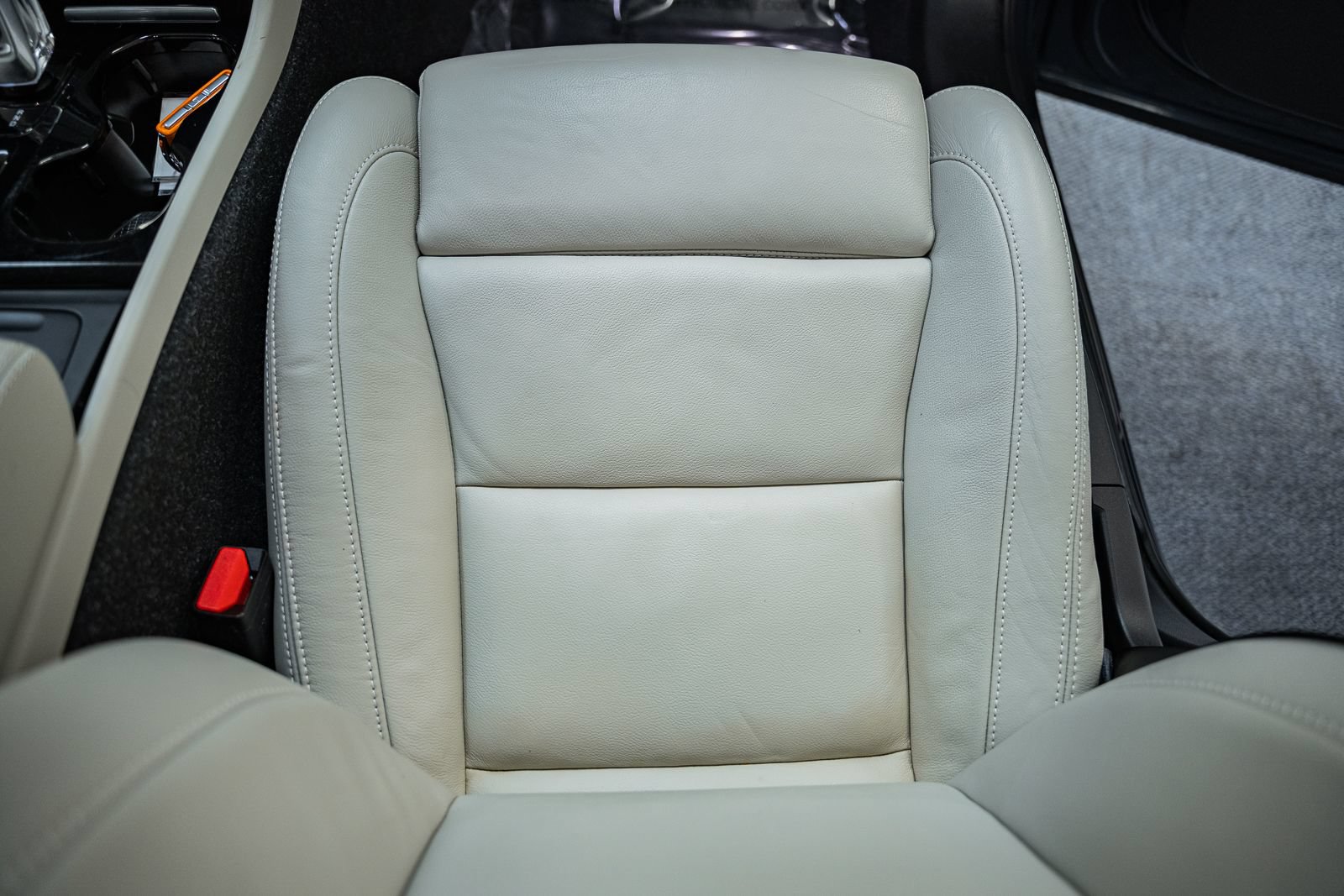 Used 2022 Volvo XC40 T5 Inscription w/ Advanced Package AWD/4WD image 37