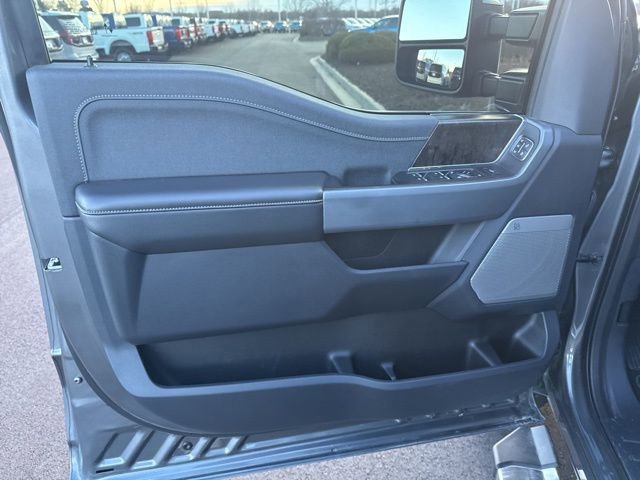 Certified 2024 Ford F250 Lariat w/ Chrome Package image 8