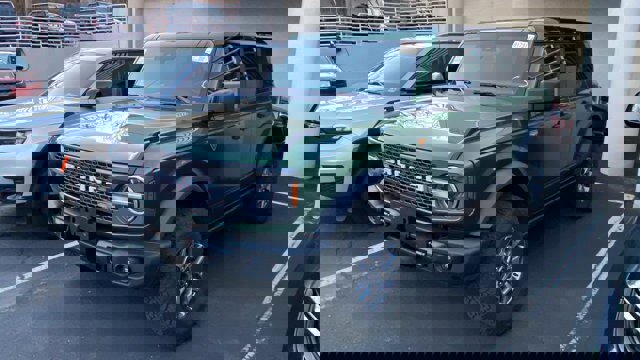 Certified 2025 Ford Bronco Badlands image 6