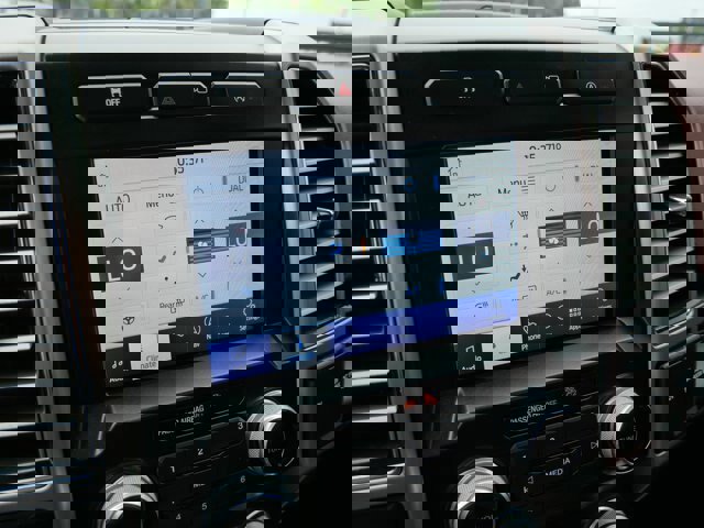 Certified 2020 Ford F150 Platinum w/ Equipment Group 701A Luxury image 31