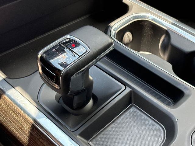 Used 2024 Chevrolet Silverado 1500 RST w/ Redline Edition AWD/4WD image 28
