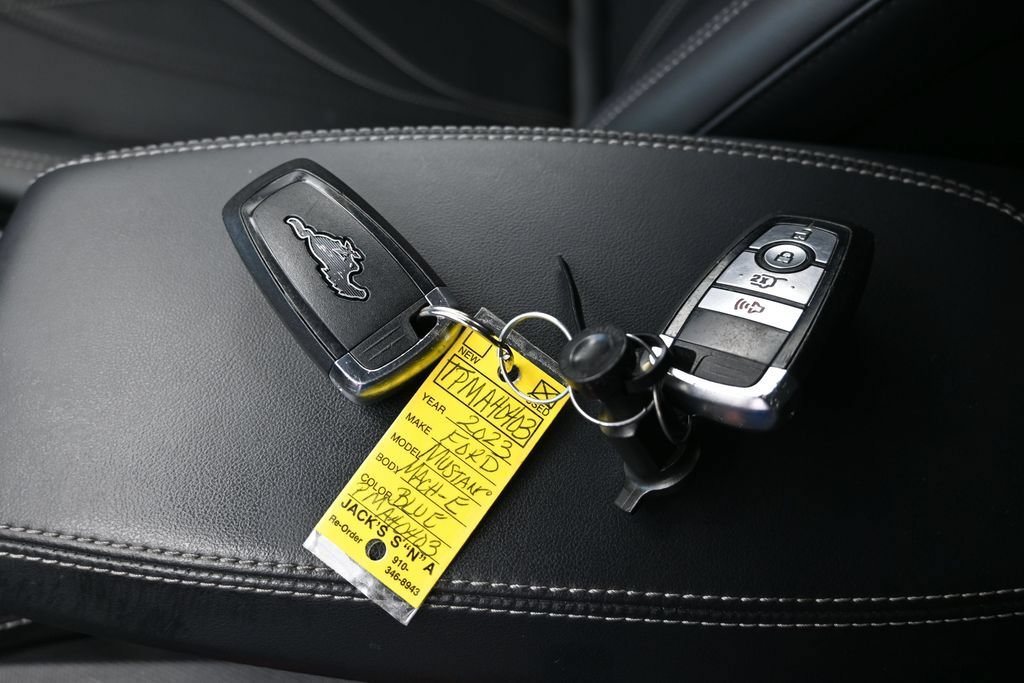 Certified 2023 Ford Mustang Mach-E Select RWD image 21
