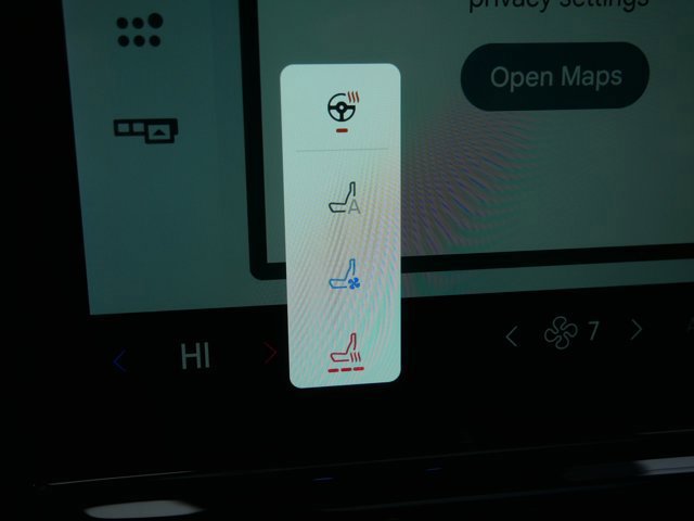 Certified 2025 Ford Expedition Max Platinum w/ Driver's Package image 30