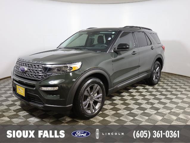 Certified 2024 Ford Explorer XLT w/ Equipment Group 202A