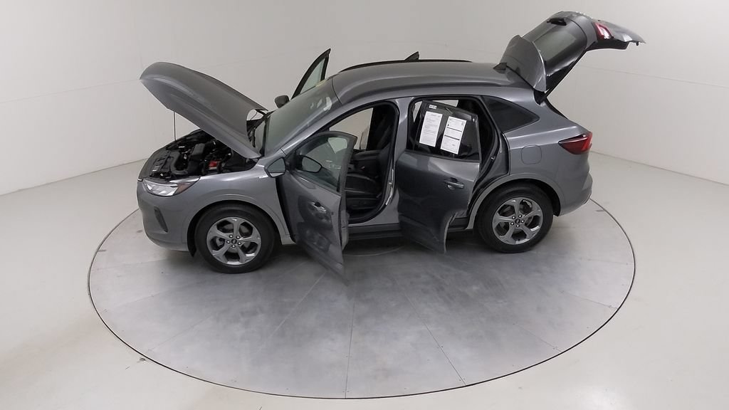 Certified 2023 Ford Escape ST-Line w/ Tech Pack #1 AWD/4WD image 54
