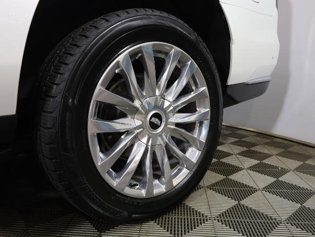 Used 2023 Cadillac Escalade ESV Premium Luxury w/ LPO, Illumination Package image 36