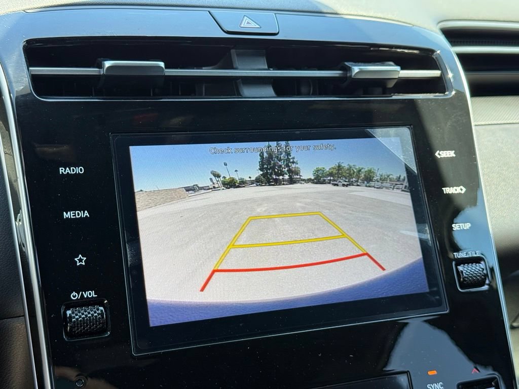 Used 2024 Hyundai Santa Cruz SEL AWD/4WD image 9