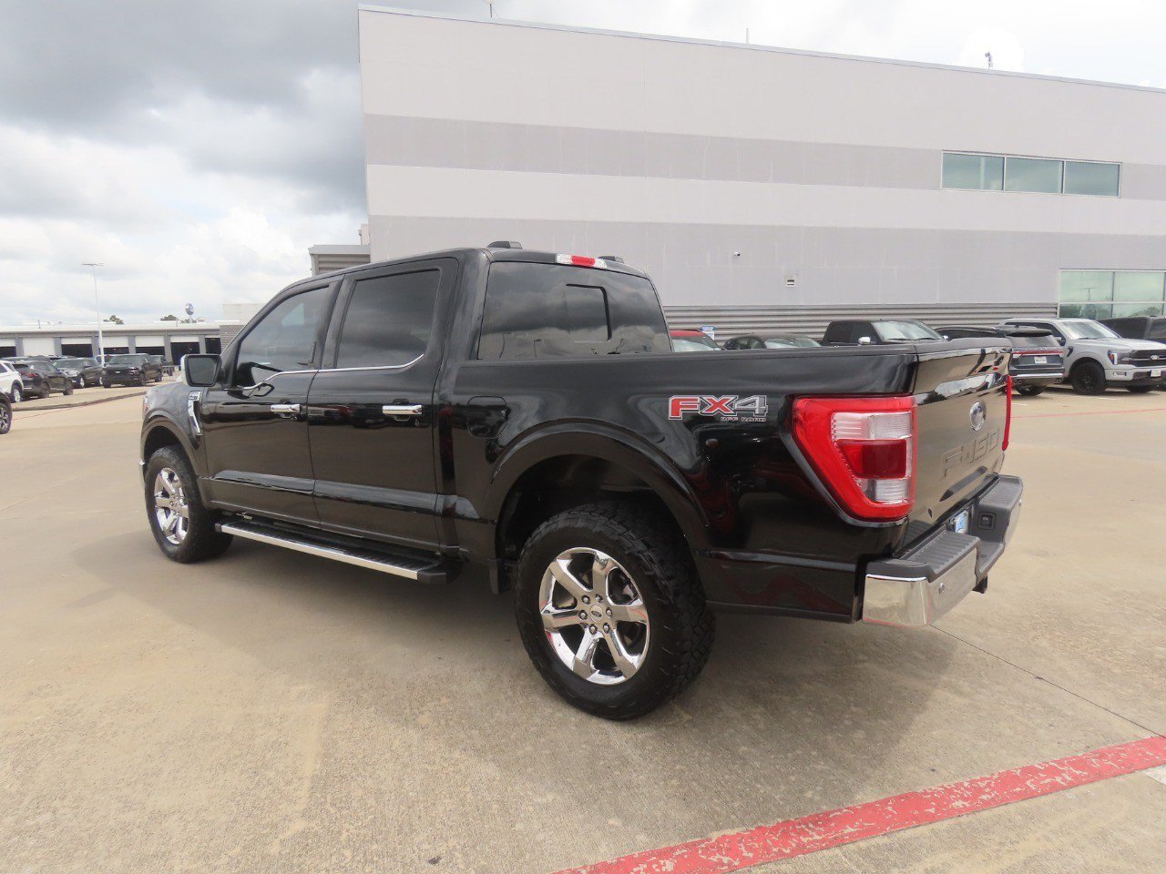 Certified 2023 Ford F150 Lariat w/ Trailer Tow Package AWD/4WD image 16