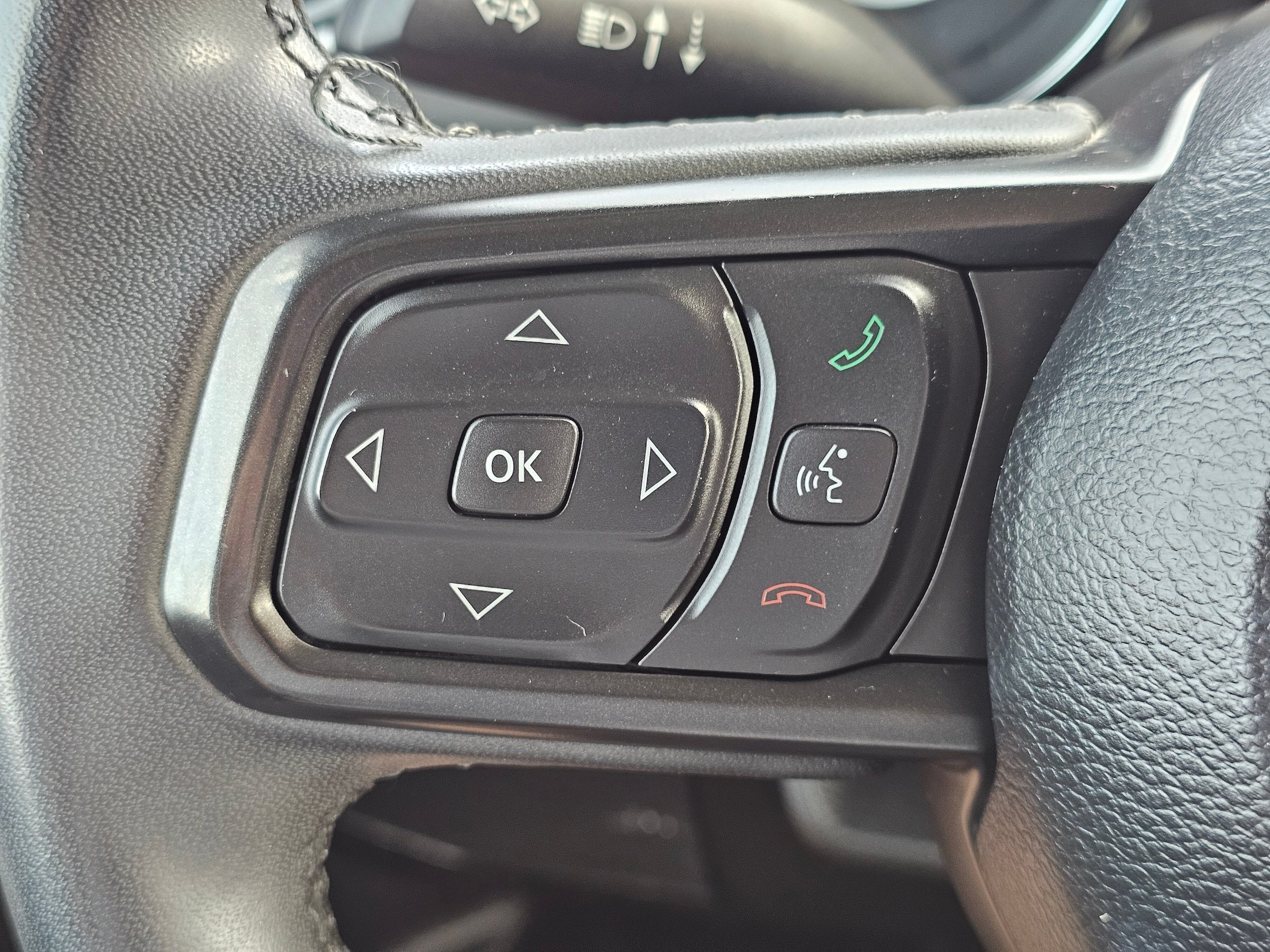 Used 2023 Jeep Gladiator Sport AWD/4WD image 25