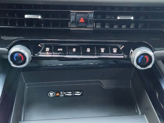 Used 2025 Chevrolet Tahoe RST w/ Comfort Package image 17