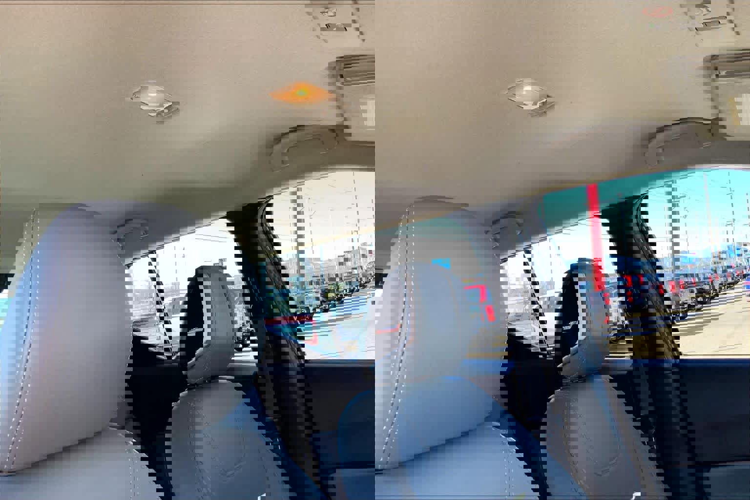 Used 2023 Nissan Kicks SR w/ SR Premium Package image 13