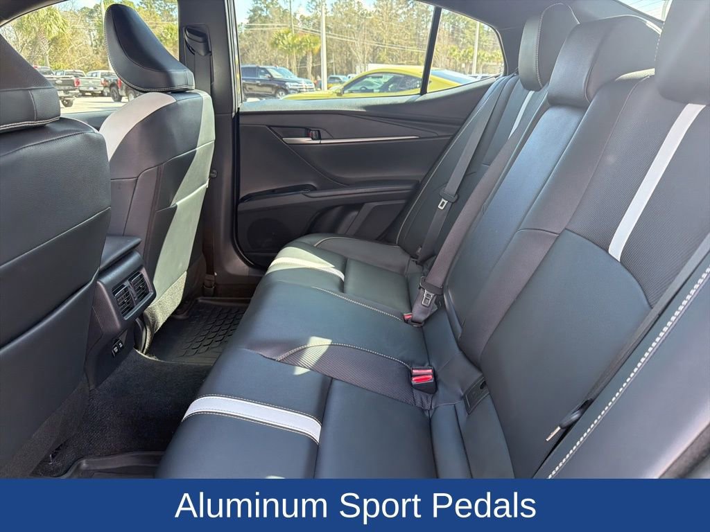 Used 2025 Toyota Camry SE w/ Multimedia Upgrade Package image 14